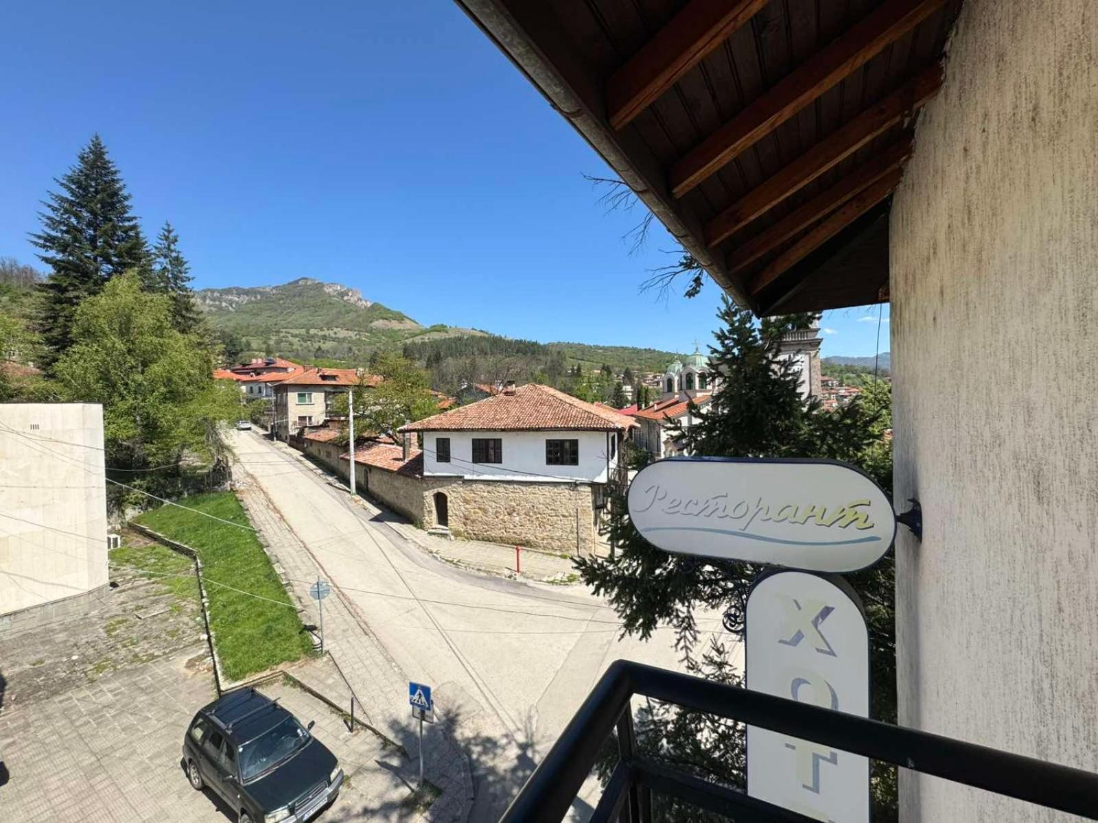 Семеен Хотел Вит Teteven Exterior foto
